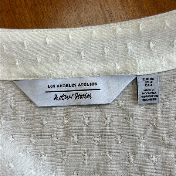 & Other Stories Cream Wrap Blouse 4 - Picture 8 of 9